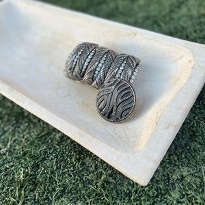 Huge Ring & Bangel Set!